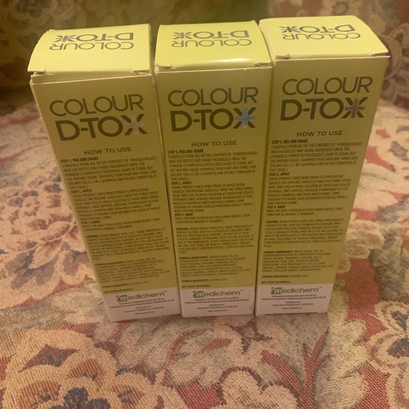 5 for $25- 3 boxes of “Weekly Hair Detox” Colour by D-Tox - Picture 2 of 7